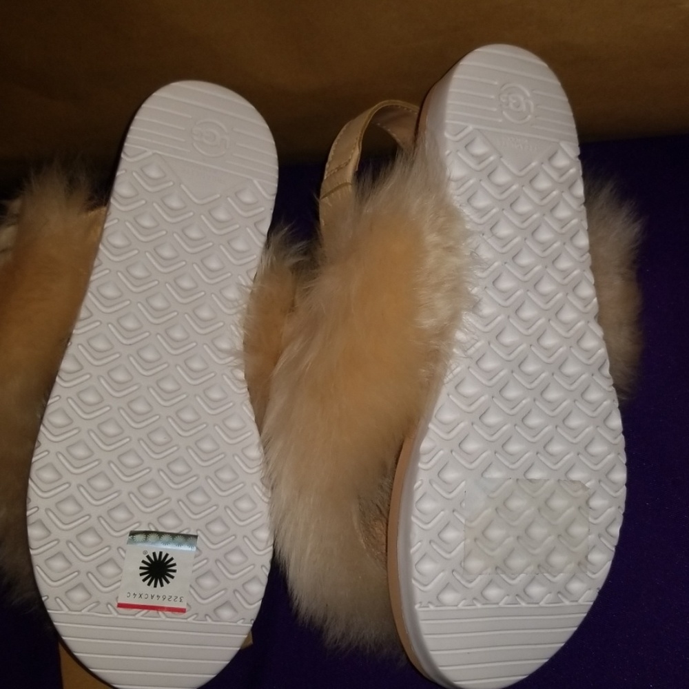 Ugg sandals - Picture 6 of 8